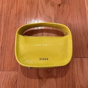 STAUD STAUD Venice Convertible Crossbody Bag is just adorable!